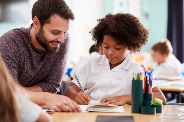 How School Tutors Can Help Students Overcome Learning Obstacles?