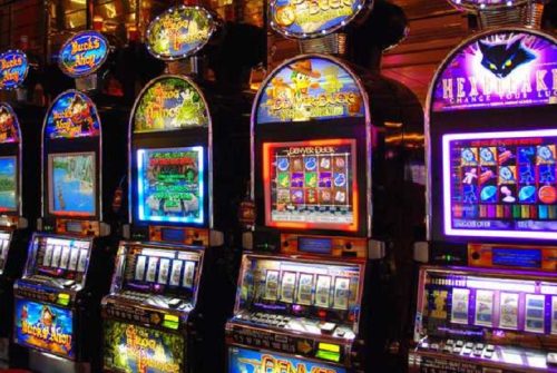 How to play online slots- Strategies to improve your odds?